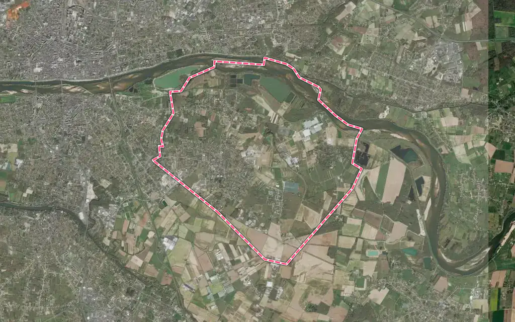 Vue satellite de Saint-Denis-en-Val avec ses contours administratifs