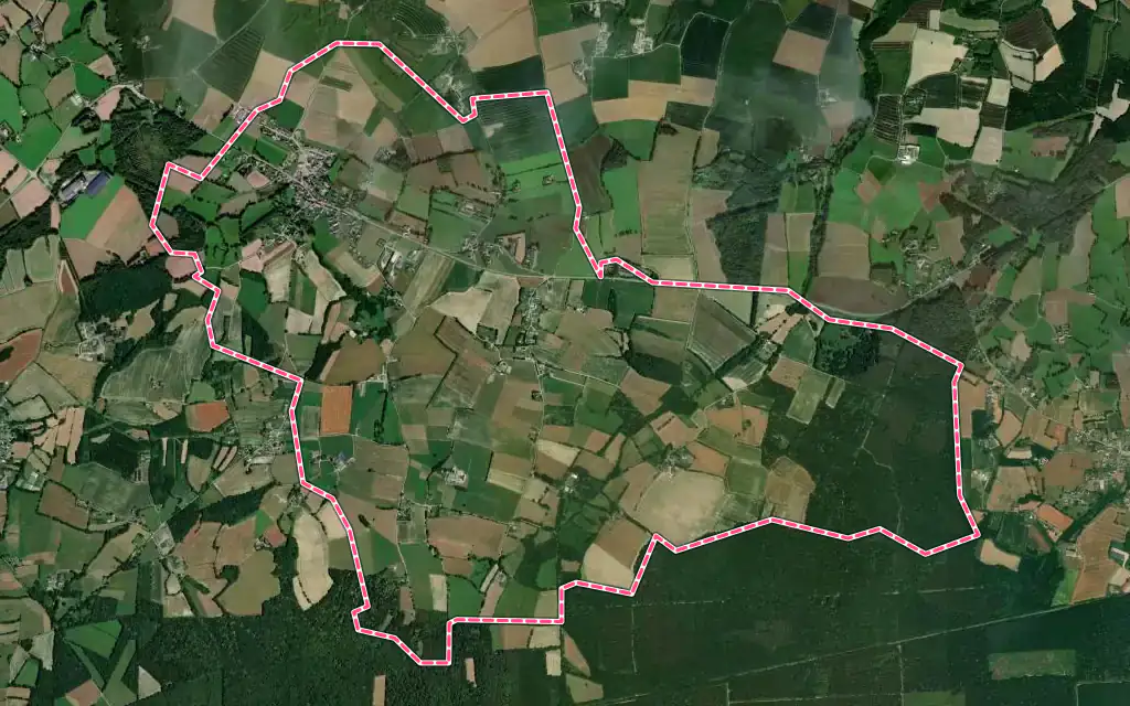 Vue satellite de Saint-Denoual avec ses contours administratifs