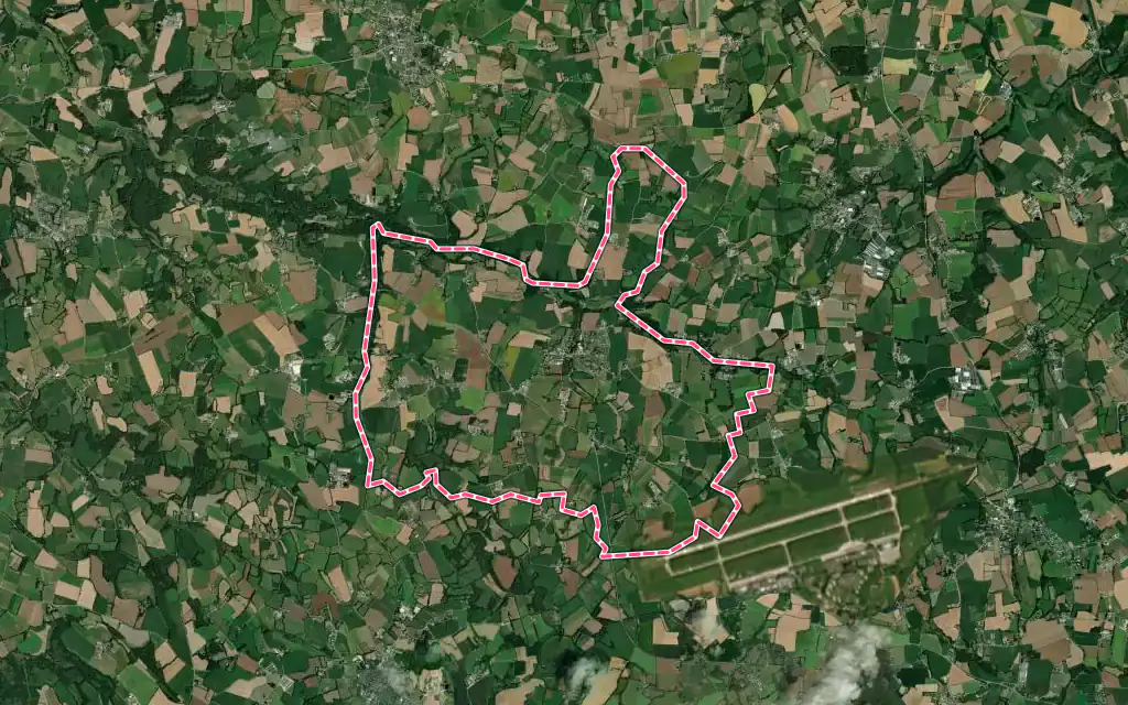 Vue satellite de Saint-Derrien avec ses contours administratifs