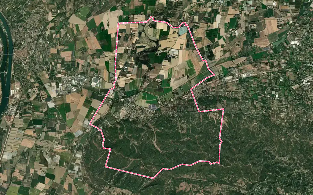 Vue satellite de Saint-Étienne-du-Grès avec ses contours administratifs