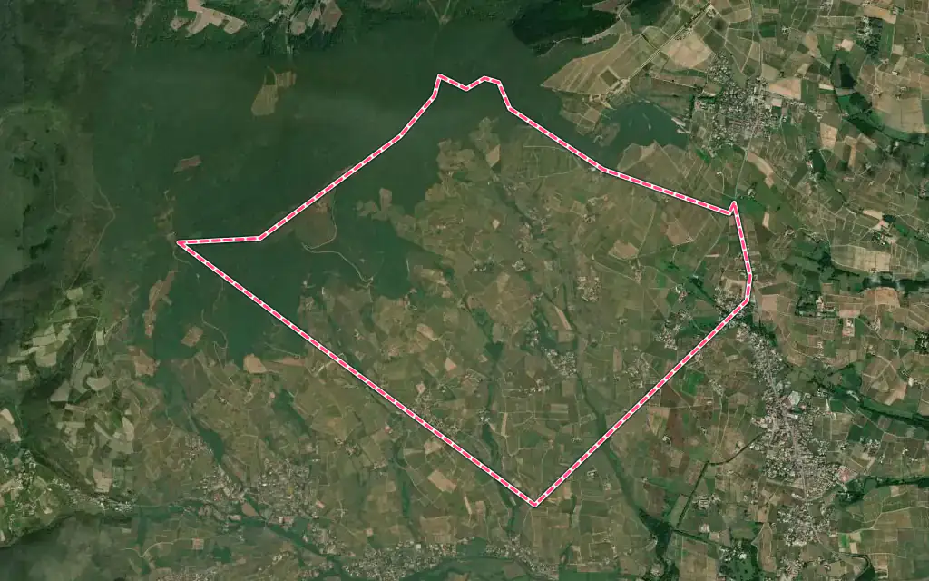 Vue satellite de Saint-Étienne-la-Varenne avec ses contours administratifs