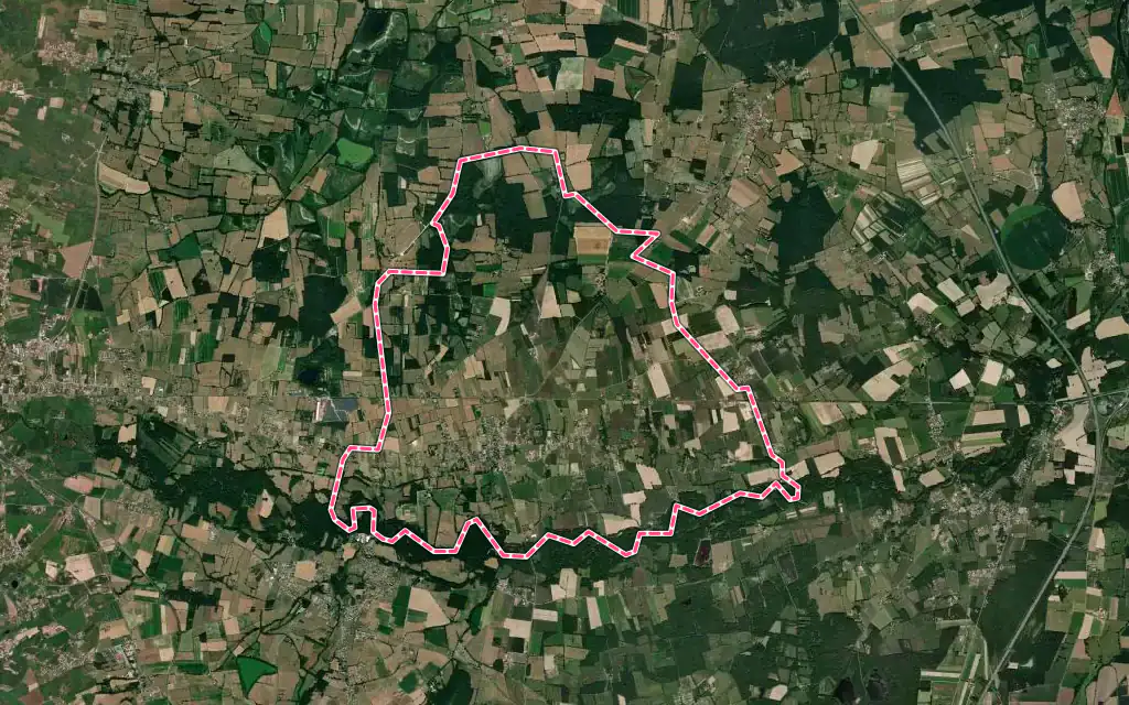 Vue satellite de Saint-Étienne-le-Molard avec ses contours administratifs