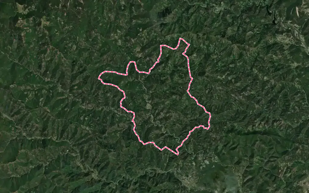 Vue satellite de Saint-Étienne-Vallée-Française avec ses contours administratifs