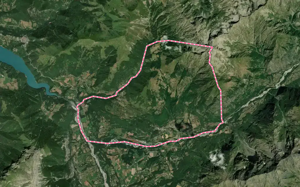 Vue satellite de Saint-Firmin avec ses contours administratifs