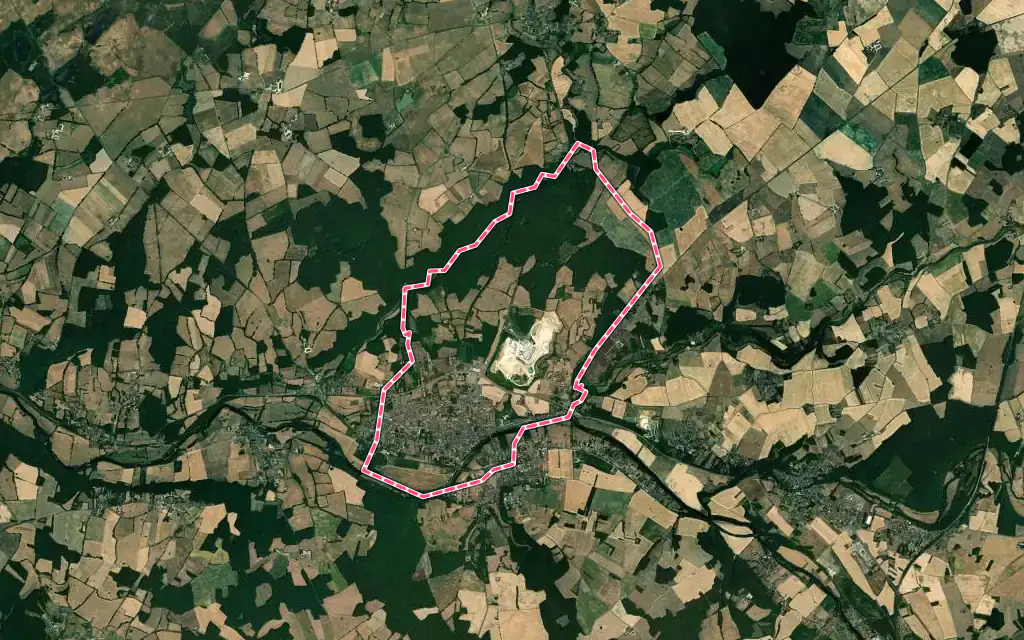 Vue satellite de Saint-Gaultier avec ses contours administratifs