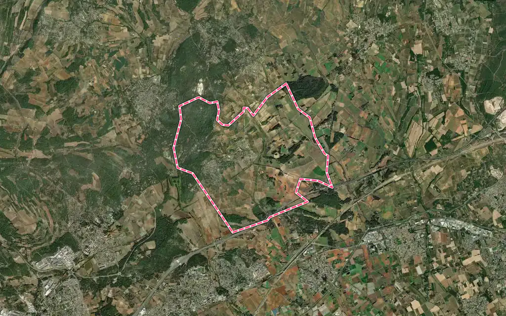 Vue satellite de Saint-Geniès-des-Mourgues avec ses contours administratifs