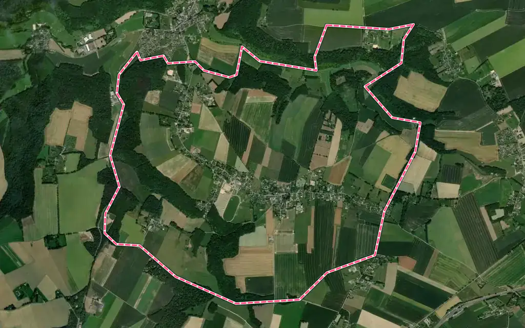 Vue satellite de Saint-Georges-sur-Fontaine avec ses contours administratifs
