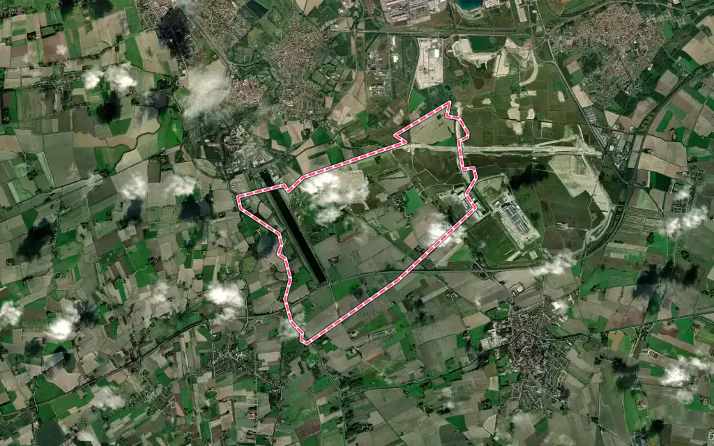 Vue satellite de Saint-Georges-sur-l'Aa avec ses contours administratifs