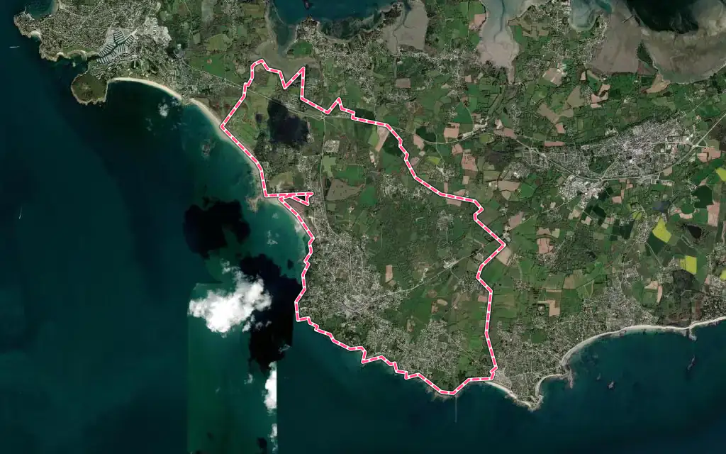 Vue satellite de Saint-Gildas-de-Rhuys avec ses contours administratifs