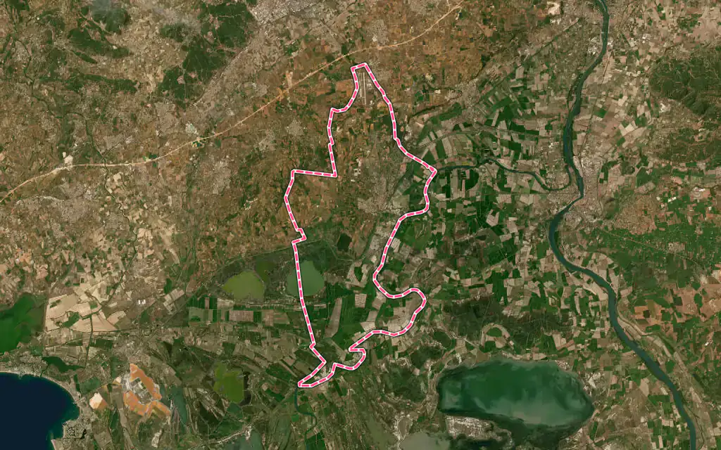Vue satellite de Saint-Gilles avec ses contours administratifs
