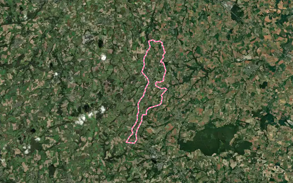 Vue satellite de Saint-Glen avec ses contours administratifs