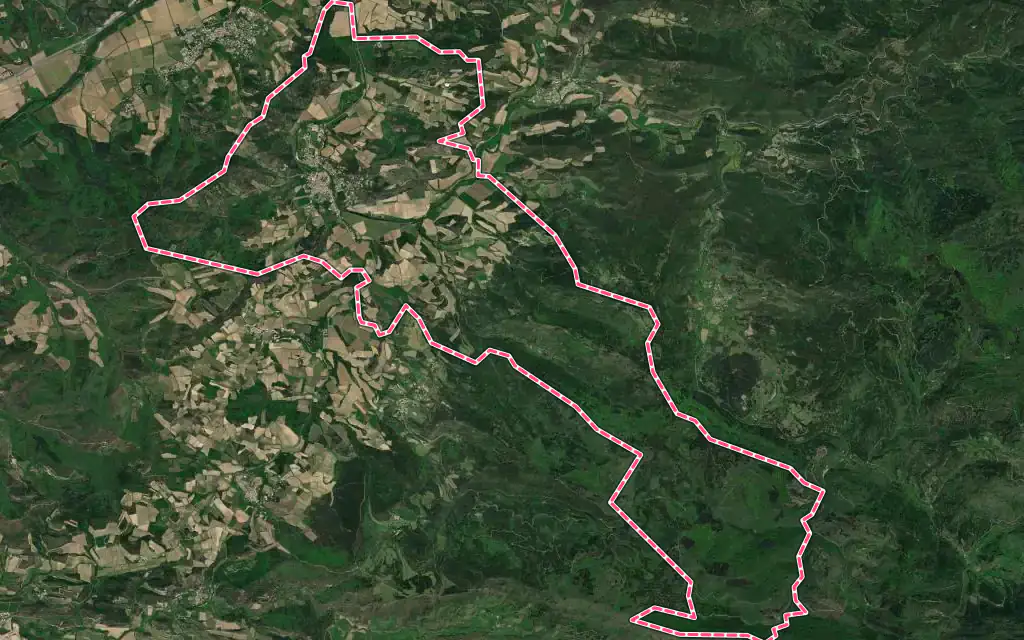 Vue satellite de Saint-Hilaire avec ses contours administratifs