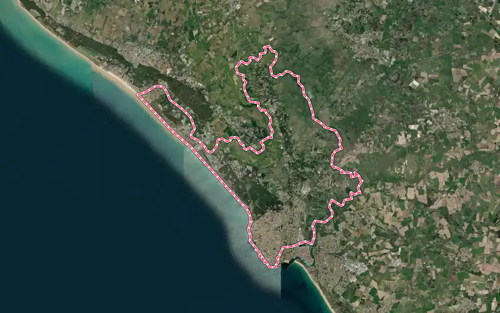 Vue satellite de Saint-Hilaire-de-Riez avec ses contours administratifs