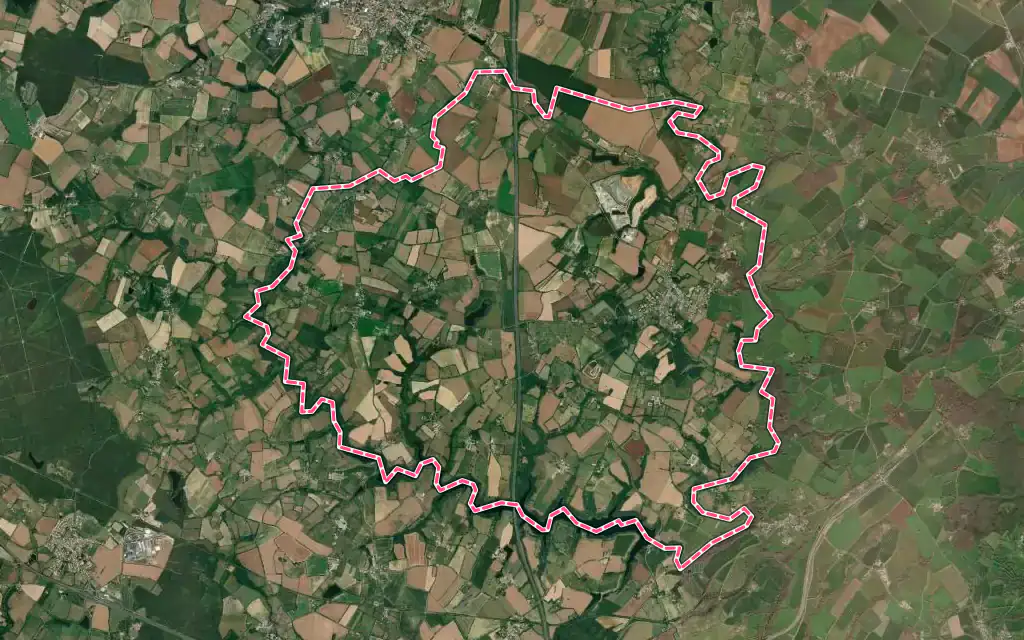 Vue satellite de Saint-Hilaire-le-Vouhis avec ses contours administratifs