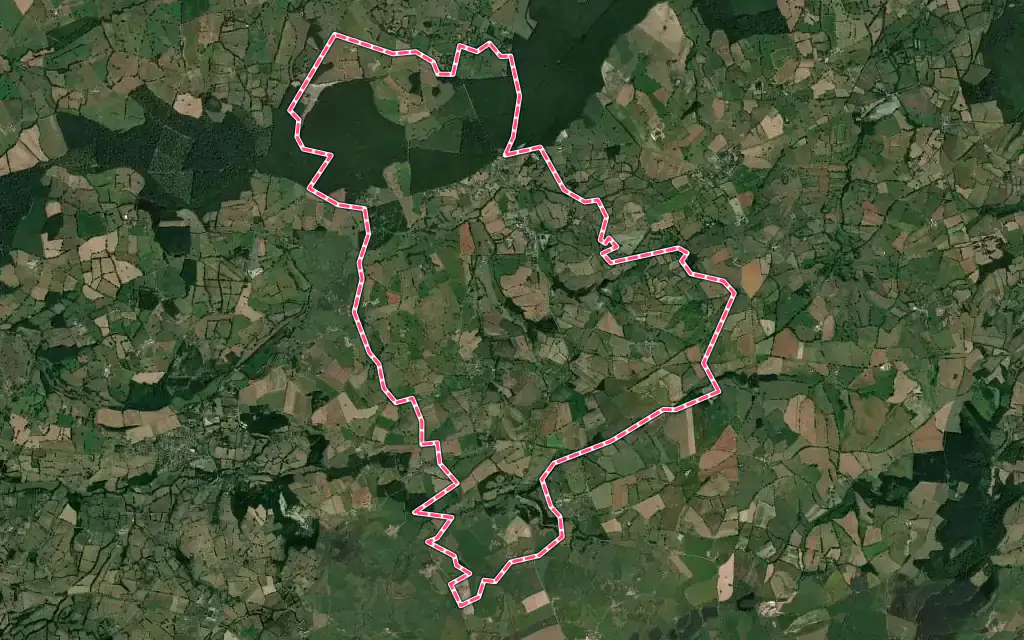 Vue satellite de Saint-Hilaire avec ses contours administratifs