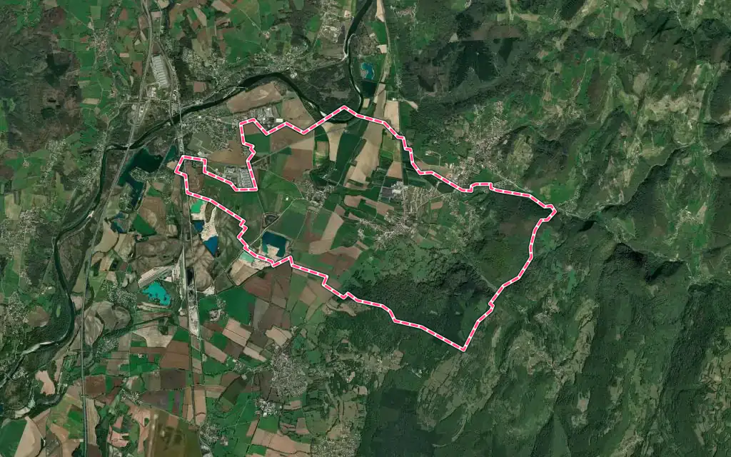 Vue satellite de Saint-Jean-le-Vieux avec ses contours administratifs