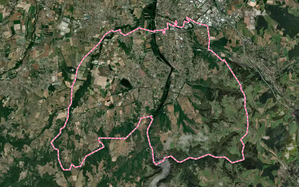 Vue satellite de Saint-Just-Saint-Rambert avec ses contours administratifs