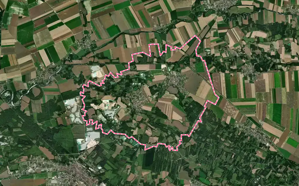 Vue satellite de Saint-Just-Sauvage avec ses contours administratifs