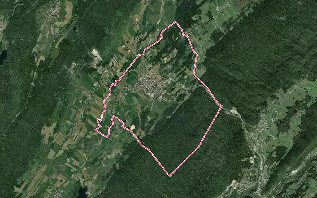 Vue satellite de Saint-Laurent-en-Grandvaux avec ses contours administratifs