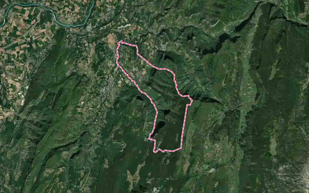Vue satellite de Saint-Laurent-en-Royans avec ses contours administratifs