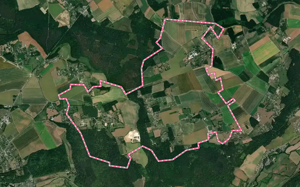 Vue satellite de Saint-Léger-de-Rôtes avec ses contours administratifs