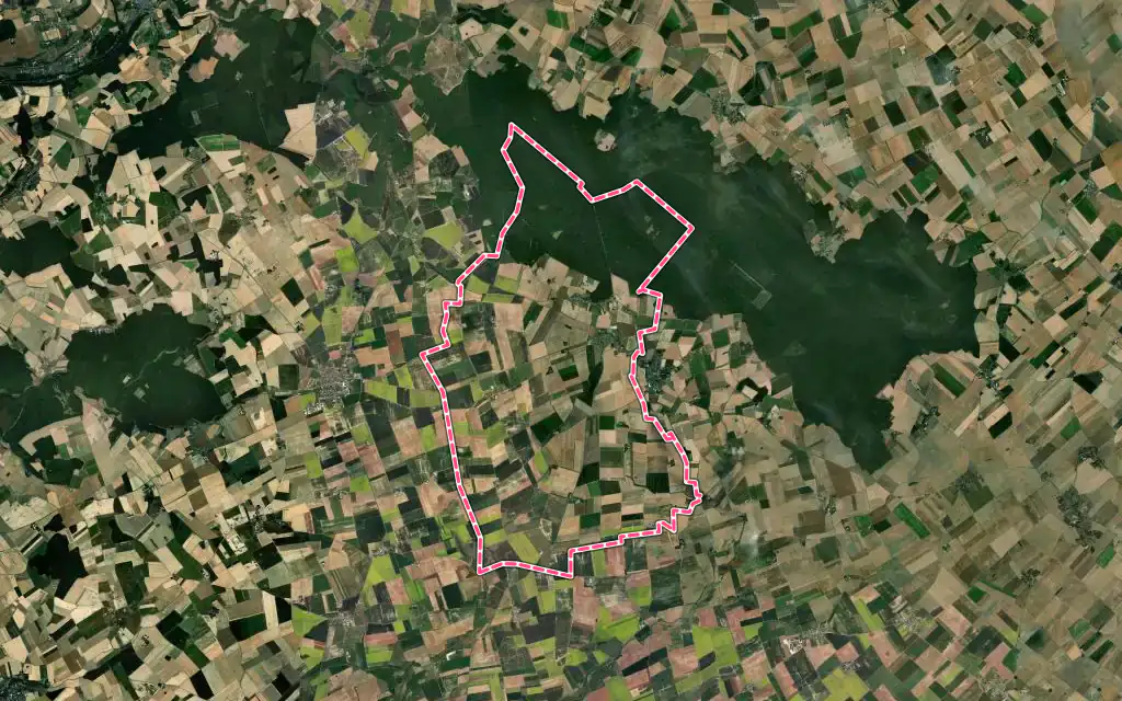 Vue satellite de Saint-Léonard-en-Beauce avec ses contours administratifs