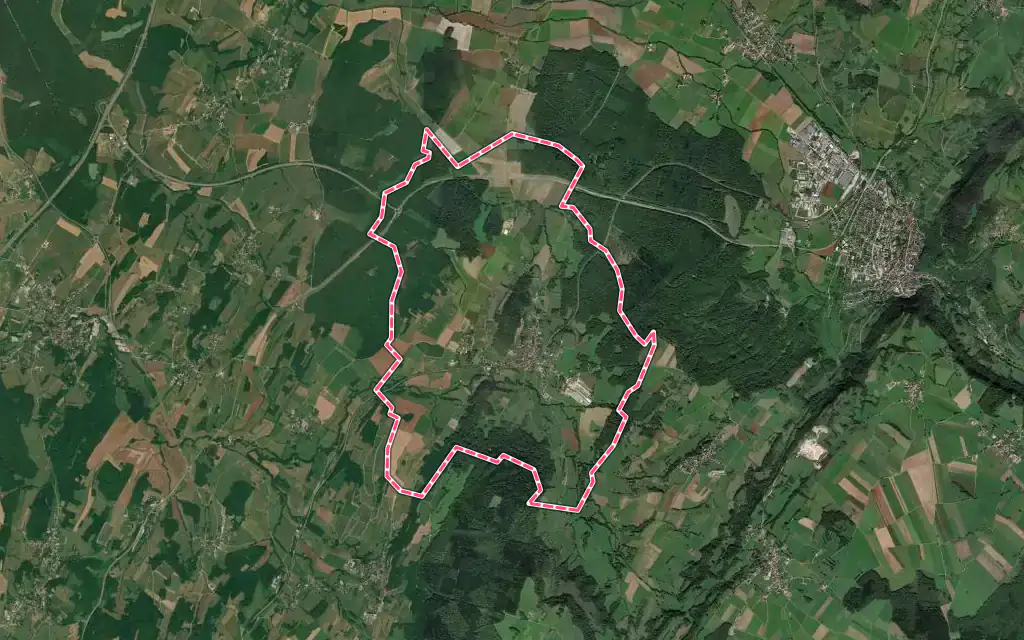 Vue satellite de Saint-Lothain avec ses contours administratifs
