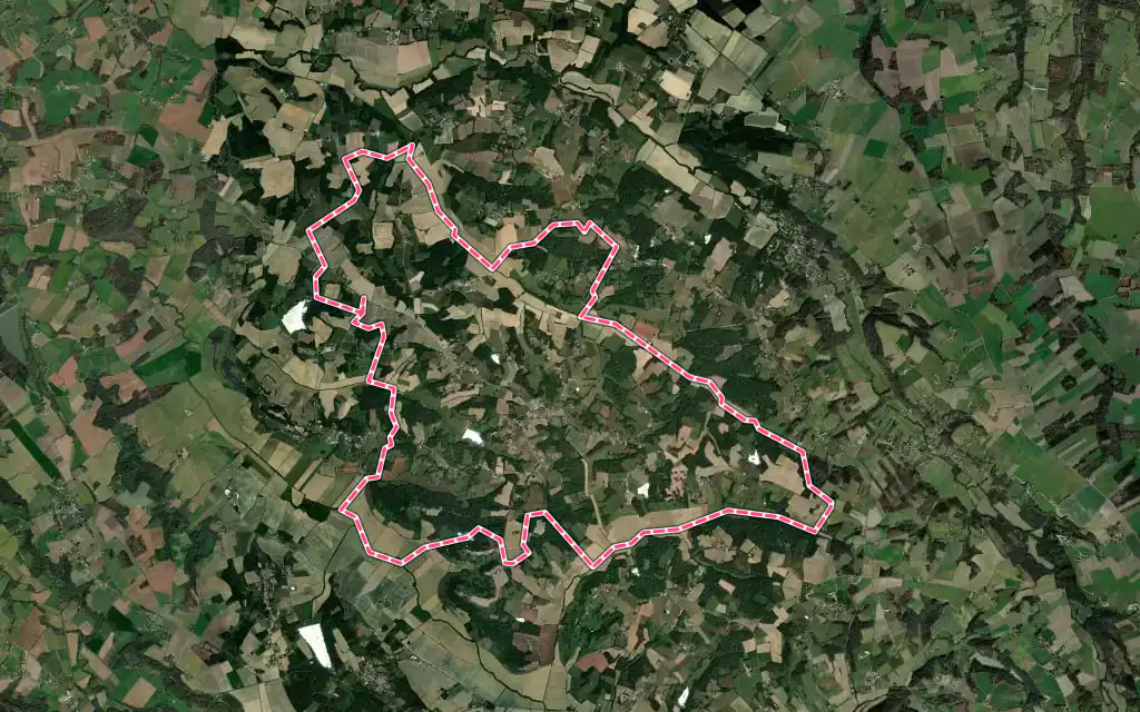 Vue satellite de Saint-Loubouer avec ses contours administratifs