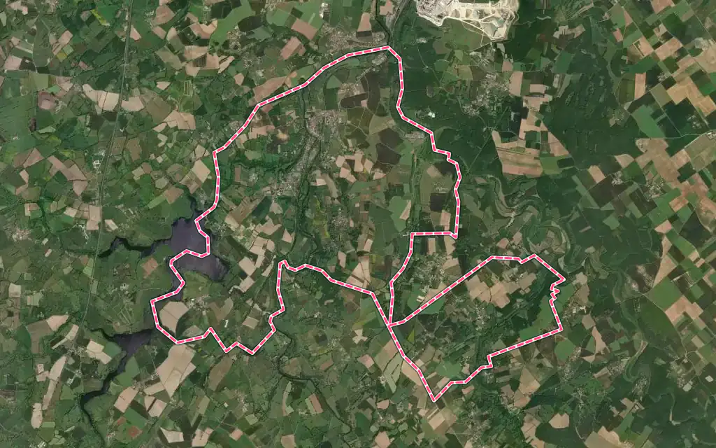 Vue satellite de Saint-Loup-Lamairé avec ses contours administratifs