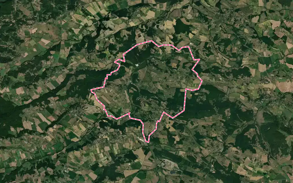 Vue satellite de Saint-Marcet avec ses contours administratifs