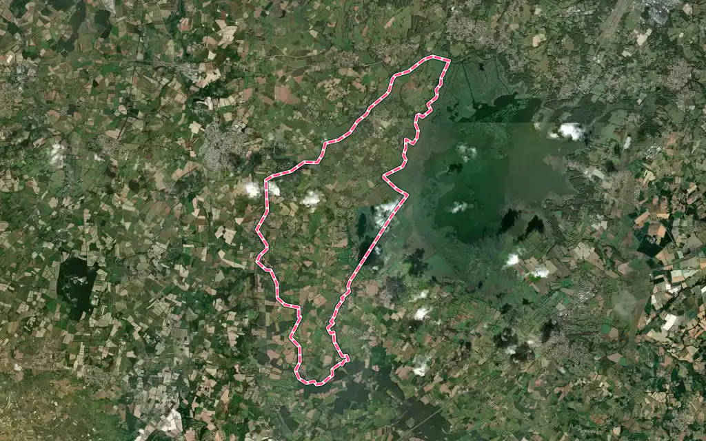 Vue satellite de Saint-Mars-de-Coutais avec ses contours administratifs