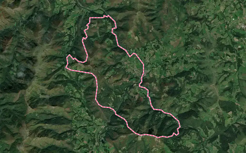 Vue satellite de Saint-Martin-d'Arrossa avec ses contours administratifs