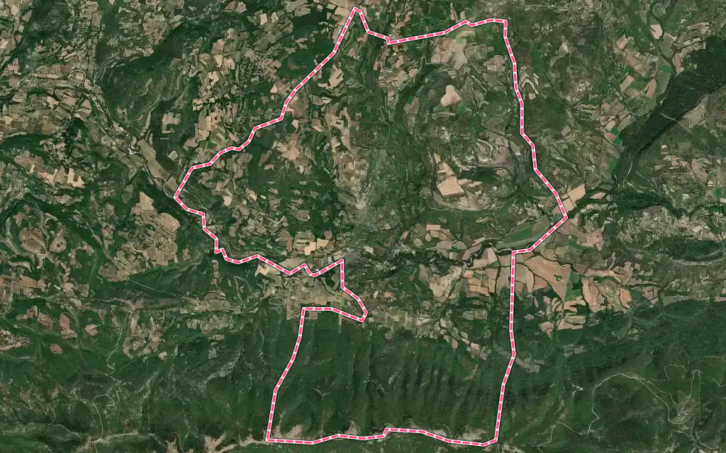 Vue satellite de Saint-Martin-de-Castillon avec ses contours administratifs