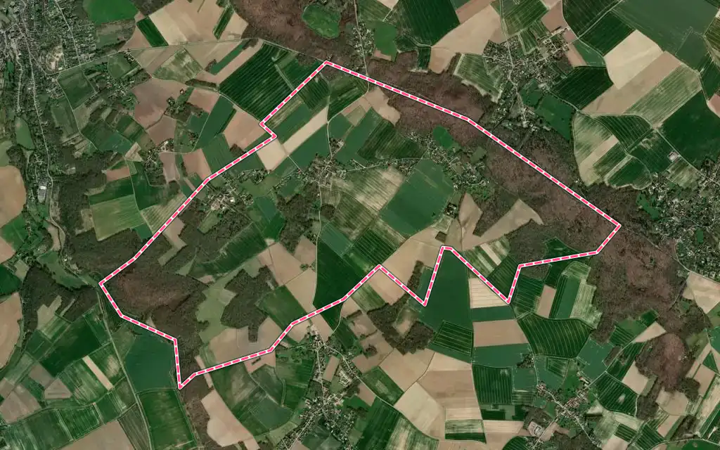 Vue satellite de Saint-Martin-des-Champs avec ses contours administratifs