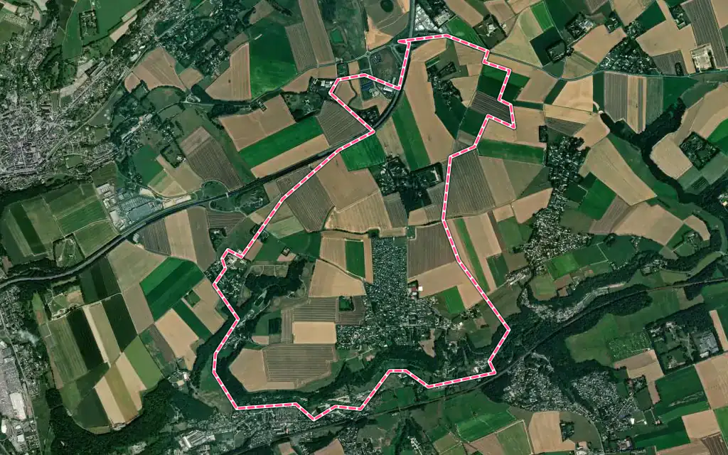 Vue satellite de Saint-Martin-du-Manoir avec ses contours administratifs