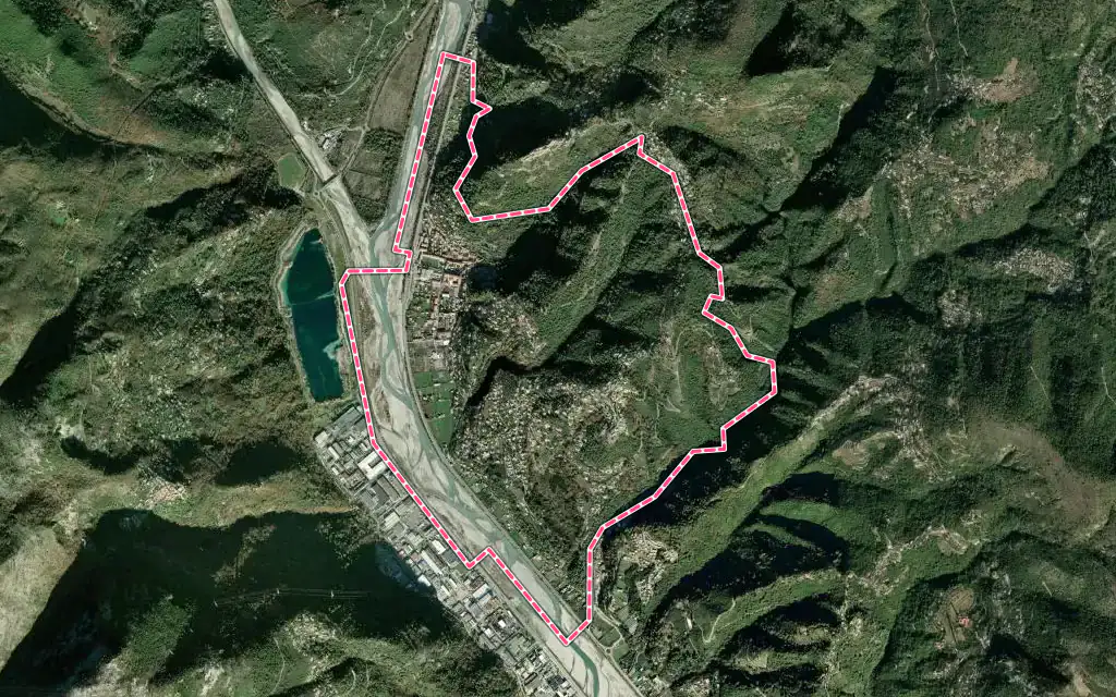 Vue satellite de Saint-Martin-du-Var avec ses contours administratifs