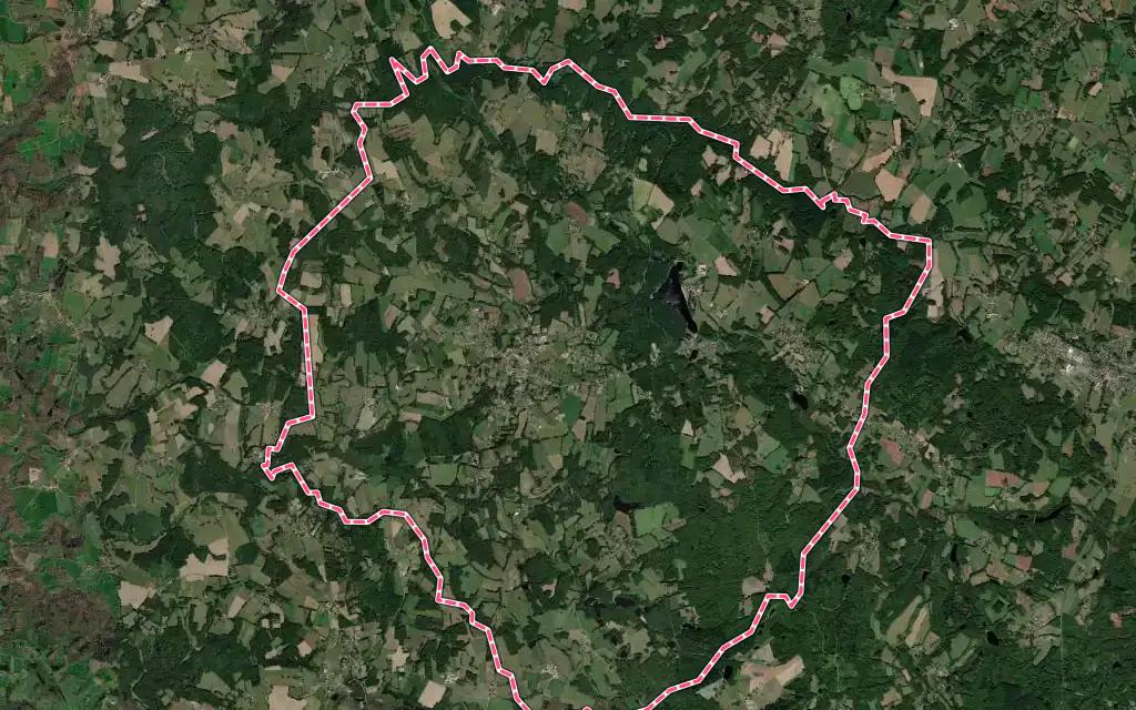 Vue satellite de Saint-Mathieu avec ses contours administratifs