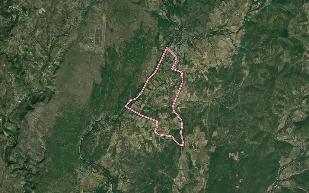 Vue satellite de Saint-Maurice-d'Ardèche avec ses contours administratifs