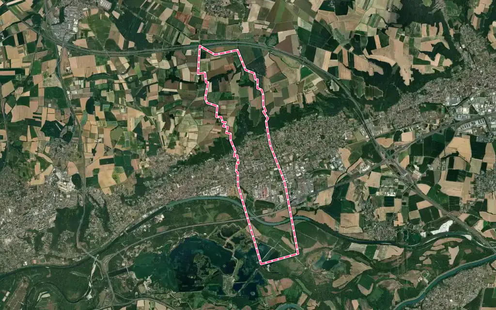 Vue satellite de Saint-Maurice-de-Beynost avec ses contours administratifs