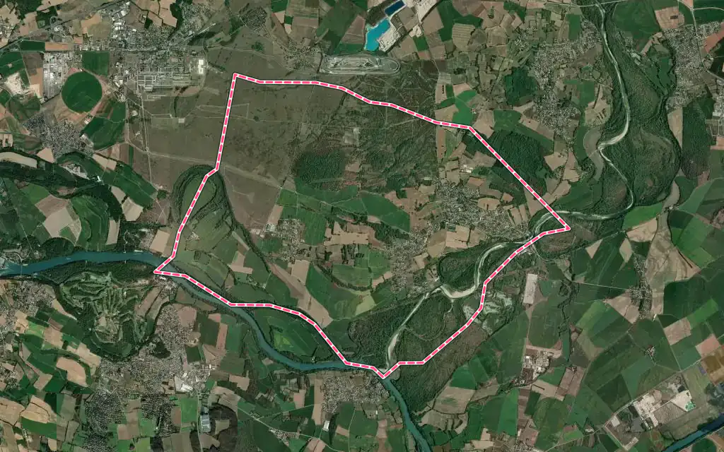 Vue satellite de Saint-Maurice-de-Gourdans avec ses contours administratifs