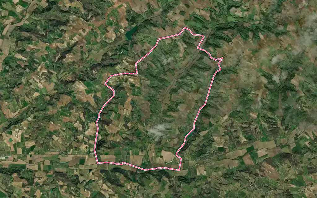 Vue satellite de Saint-Maurin avec ses contours administratifs