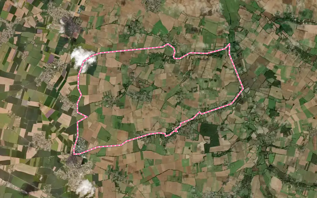 Vue satellite de Saint-Médard-d'Aunis avec ses contours administratifs