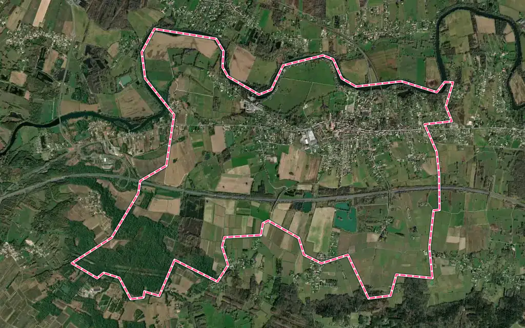 Vue satellite de Saint-Médard-de-Guizières avec ses contours administratifs