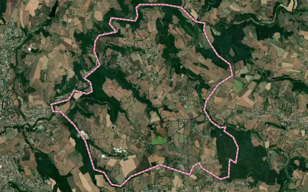 Vue satellite de Saint-Médard-en-Forez avec ses contours administratifs