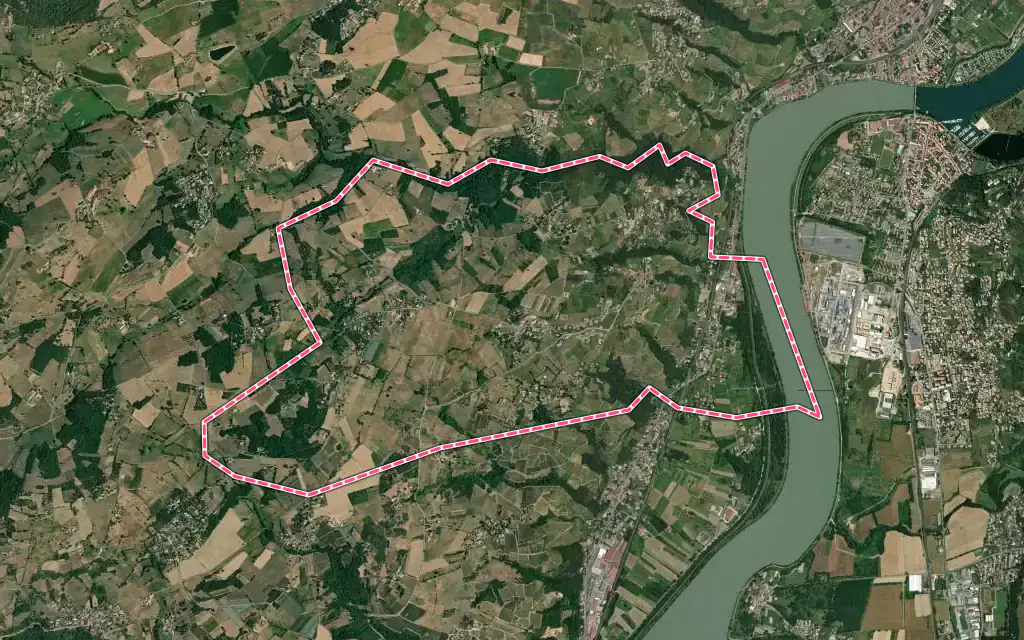 Vue satellite de Saint-Michel-sur-Rhône avec ses contours administratifs