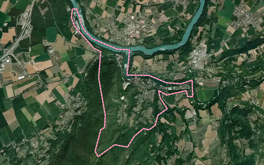 Vue satellite de Saint-Nazaire-en-Royans avec ses contours administratifs