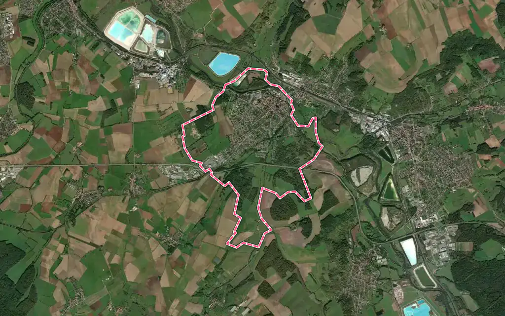 Vue satellite de Saint-Nicolas-de-Port avec ses contours administratifs
