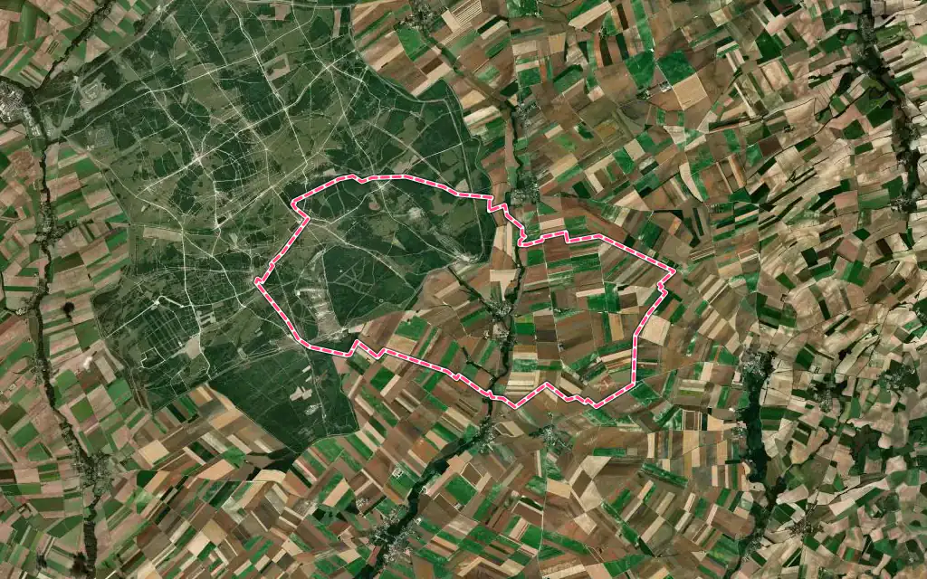 Vue satellite de Saint-Ouen-Domprot avec ses contours administratifs