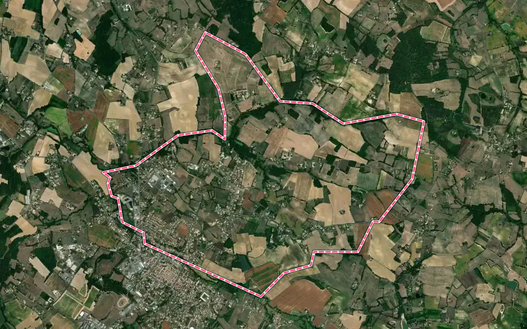 Vue satellite de Saint-Pardoux-Isaac avec ses contours administratifs