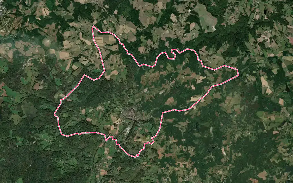 Vue satellite de Saint-Pardoux-la-Rivière avec ses contours administratifs
